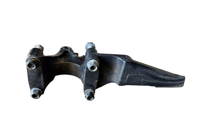 M11-8383M00 Genuine Paccar Exhaust Bracket